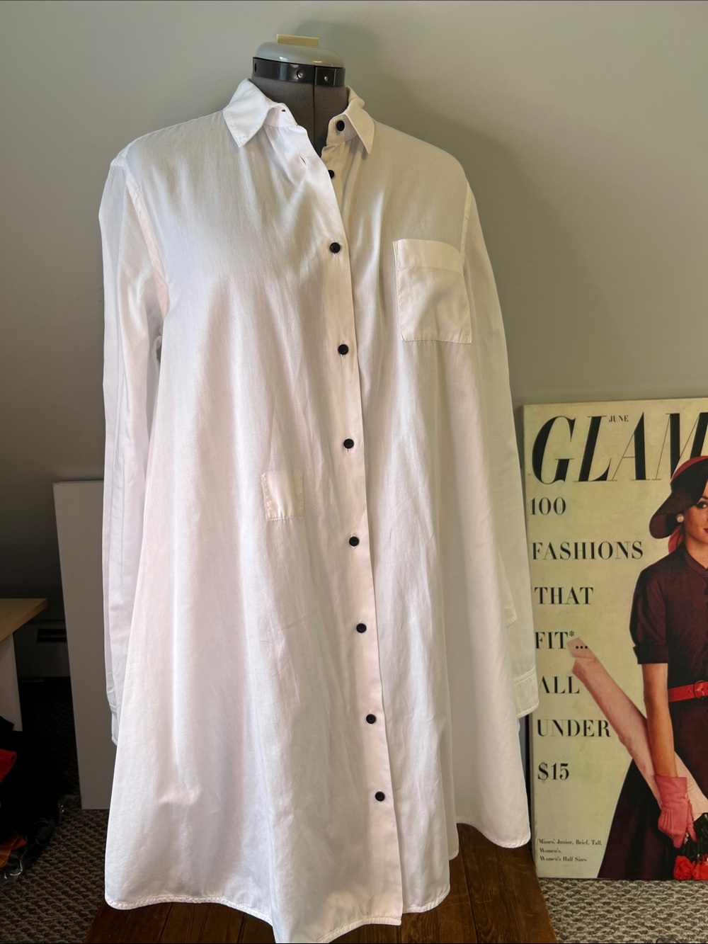 Charles Roether women’s oversized Button-Up white blouse shirt